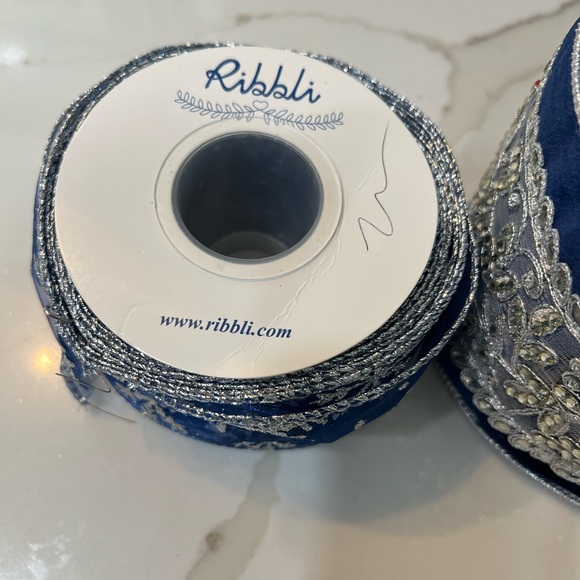 Blue holiday Palace/ribbli  White/Silver/navy Coordinating Ribbon Snowflake - Picture 4 of 9